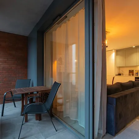 Stare Miasto, Old Town Z Tarasem I Parkingiem- Sinus